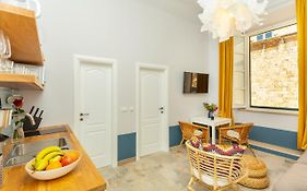 Kenova Apartment Old Town